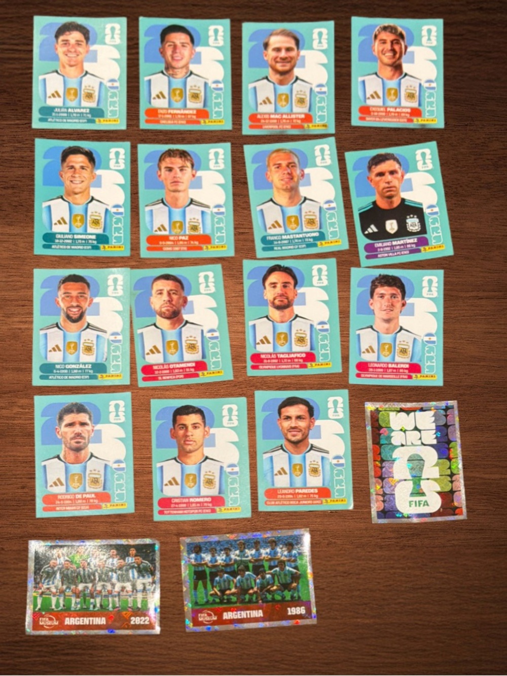 WORLD CUP 2026 PANINI STICKER. ARGENTINA SOCCER  TEAM. LOT OF 18STICKERS. BRASI